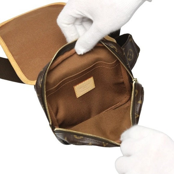 Louis Vuitton Monogram Bosphore Body Bag - Picture 11 of 13